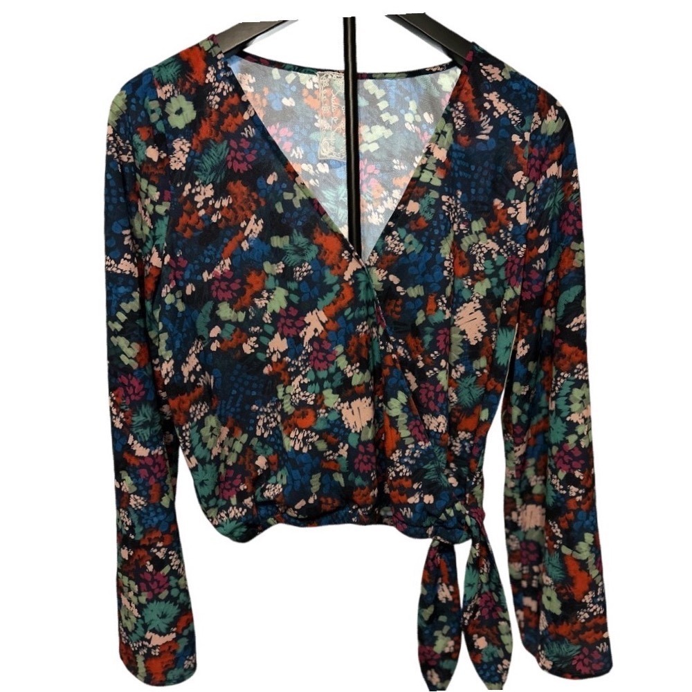 Sadie Sage Wrap Crop Top Floral Long Sleeve Multicolor Womens Size Small‎